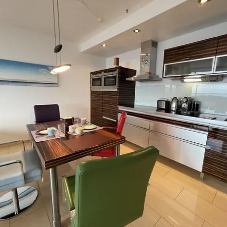 Beachside 2-zimmer-meerblick-appartement Lubeck
