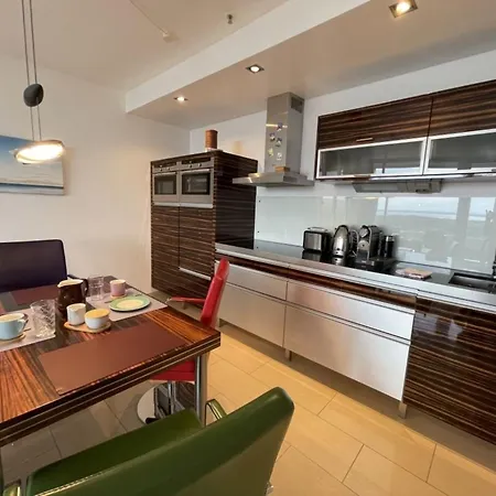 Beachside 2-zimmer-meerblick-appartement Lubeck